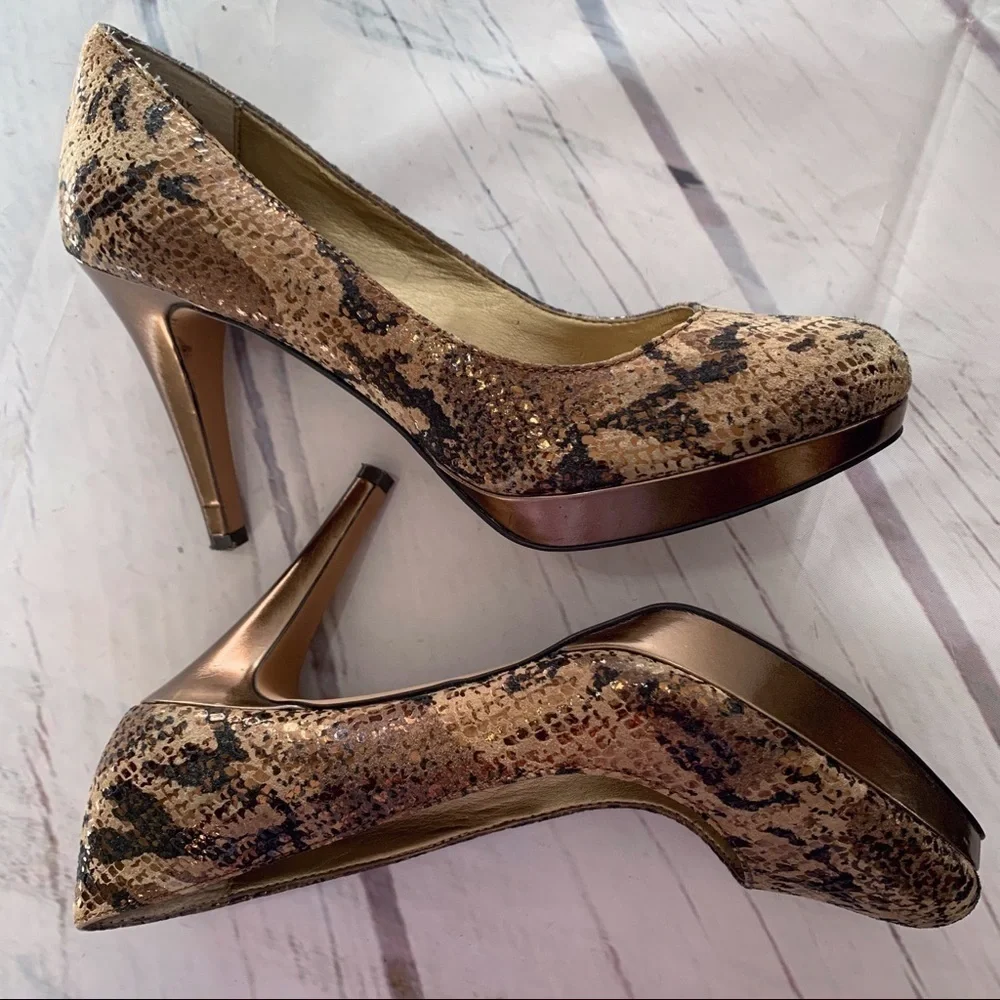 CIRCA JOAN & DAVID LUXE CJPearly Platform Heels